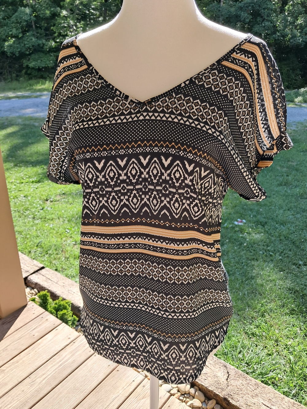 Pink Rose Black and Tan Geometric V-Neck Blouse XS
